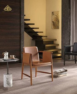 <span class=keywords><strong>Chaise</strong></span> de <span class=keywords><strong>salle</strong></span> <span class=keywords><strong>à</strong></span> <span class=keywords><strong>manger</strong></span> moderne de luxe léger avec pieds <span class=keywords><strong>en</strong></span> métal doré et assise <span class=keywords><strong>en</strong></span> <span class=keywords><strong>cuir</strong></span> rembourrée, <span class=keywords><strong>chaise</strong></span> d'appoint pour villa, appartement, mobilier de <span class=keywords><strong>salle</strong></span> <span class=keywords><strong>à</strong></span> <span class=keywords><strong>manger</strong></span> - Product Image 6