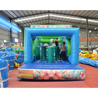 Parcours d'obstacles gonflable Stitch Lilo en gros avec tunnel de grimpée pour location événementielle en parc d'attractions