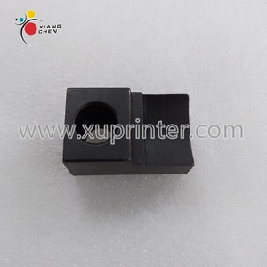 WD 71.010.131 ตัวล็อคคุณภาพดีที่สุด SM52 SM74 SM102 CD102 บล็อกกดลูกปืน ฝาครอบลูกกลิ้งหมึก อะไหล่ลูกปืน - Product Image 2