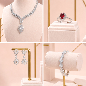 Ensemble de présentoirs à bijoux Zebopak en velours rose poudré et métal doré pour colliers, boucles d'oreilles, bagues, bracelets, vente en gros pour boutiques - Product Image 3