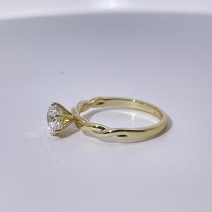 แหวนเพชรซิคอนทรงเดี่ยว ดีไซน์เกลียว ชุบทองแดง ยี่ห้อเทียนหยู เจมส์ แฟชั่นสำหรับผู้หญิง ขายส่ง - Product Image 3