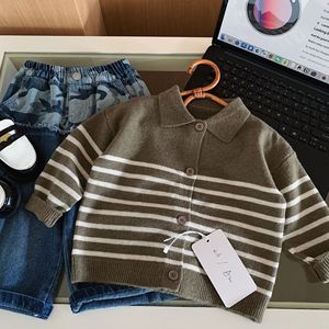 <span class=keywords><strong>Pull</strong></span> pour garçons tendance, nouvelle arrivée pour l'automne, cardigan en tricot rayé à col rabattu pour enfants, hauts élégants pour garçons - Product Image 6