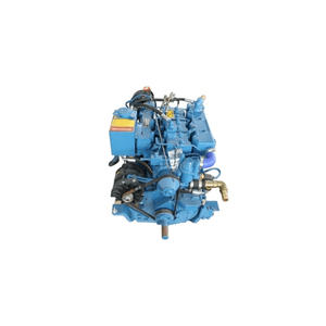 Motor diésel intraborda reacondicionado de 30 HP, 4 tiempos y 3 cilindros con caja de cambios marina y juego completo de juntas reemplazadas. - Product Image 1