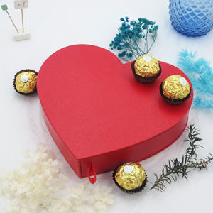 Caja de Regalo de Papel Reciclable Personalizada para el Día de San Valentín o Bodas, con Forma de Corazón Rojo para Chocolates - Product Image 1