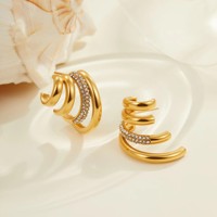 Boucles d'oreilles clous géométriques de luxe en or 18 carats pour femmes, tendance 2026, fabrication sur mesure, vente en gros, bijoux de mariage et de fiançailles