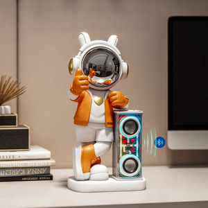 Altavoz Creativo con Forma de Astronauta, Adorno de Escritorio de Resina, Diseño Contemporáneo, Decoración Irregular para el Hogar, Oficina, Estudio, Regalo de Inauguración - Product Image 2