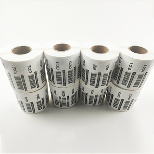 תוויות ברקוד מותאמות אישית מותאמות אישית מספר סידורי <span class=keywords><strong>QR</strong></span> קוד הדפסת תווית נתונים משתנים מדבקות אריזה עמיד למים גליל - Product Image 5