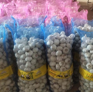Compre ajo al por mayor de China, precio por kg (4,5 cm-6,5 cm/paquete en cartón/bolsa) para importación/exportación, recién llegados - Product Image 6