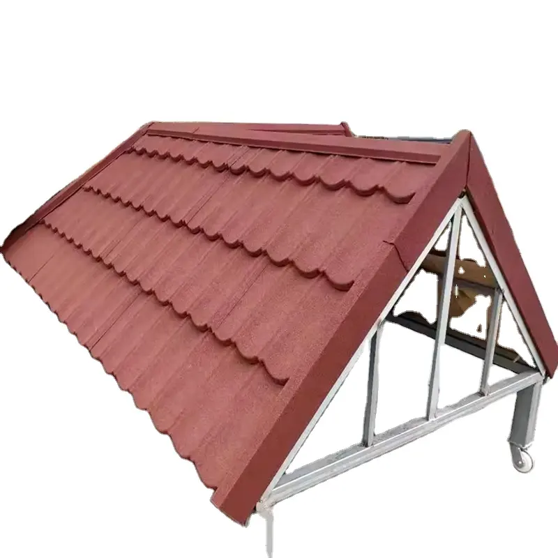 Tuiles de toit en acier revêtues de copeaux de pierre pour la construction de toit de maison Feuilles de toit légères Tuile enduite de pierre d'épaisseur personnalisée de 0.5mm
