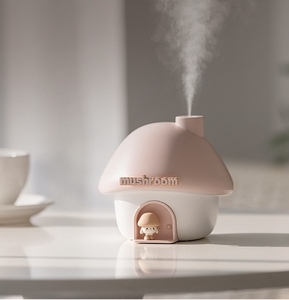 Humidificateur en forme de maison champignon mignon : 2000 mAh, 300 ml, brume nano silencieuse, lumière 7 couleurs, diffuseur USB de bureau pour la maison, le bureau et comme cadeau - Product Image 6