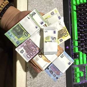 Clip de pistolet à billets de pulvérisation de nouveauté écologique pour les mariages de Thanksgiving de remise des diplômes-fournitures d'argent <span class=keywords><strong>en</strong></span> papier véritable - Product Image 2