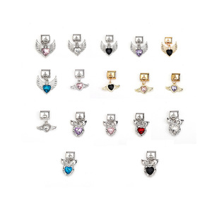 Pulsera con Colgante en Forma de Corazón, Aleación de Zinc, Unisex, Joyería Casual de Moda con Diseño de Mariposa y Engaste de Bisel - Product Image 1