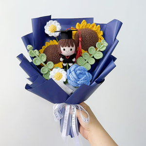 CLTF Ramo de Flores Tejidas a Crochet Más Vendido para la Temporada de Graduación, Flores Hechas a Mano con Muñeca Doctoral de Graduación, Regalo para Mejores Amigas - Product Image 4