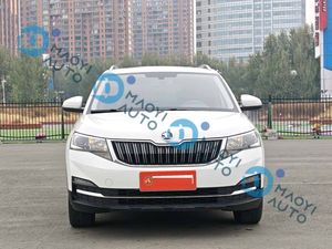 <span class=keywords><strong>Skoda</strong></span> Kamiq Modèle 2023, SUV compact avec des caractéristiques de sécurité avancées et des performances efficaces - Product Image 2