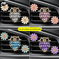 Diffuseur de parfum pour voiture en cristal de diamant en forme de hibou, accessoire d'intérieur automobile pour femme, ornement d'aromathérapie, clip de ventilation