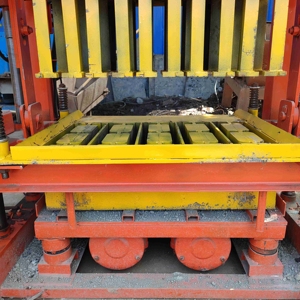 Gạch rỗng Khối Máy làm giá Qtj4-<span class=keywords><strong>40b2</strong></span> của xi măng gạch đúc máy làm ở Ghana Qtj4-40 - Product Image 5