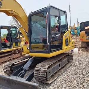 Excavatrice Komatsu PC70 d'occasion, poids opérationnel de 7 tonnes, modèle 2022, capacité de la benne de 0,3 m³, équipement pour inspection vidéo hydraulique - Product Image 3