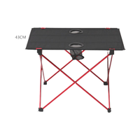 Grande table de pique-nique perforée en alliage d'aluminium pour l'extérieur