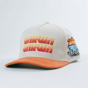 Casquette 5 panneaux de haute qualité en gros, personnalisable avec logo brodé, structure rigide, en velours côtelé et 100 % coton - Product Image 2