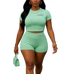 Ensemble T-shirt et short en coton léger et tendance pour femme, avec logo personnalisé, coupe ajustée - Product Image 3
