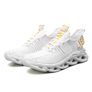 Tomaia in maglia volante alla <span class=keywords><strong>moda</strong></span> e versatile per scarpe sportive da uomo casual per camminata lenta e sana - Product Image 1