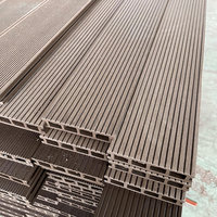 SONSILL Personnalisé Chine Bois Plastique Wpc extérieur 3D gaufrage grain de bois Composite carreaux de terrasse planche Revêtement de sol