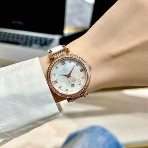 El Último Modelo Ya Está Disponible. Es Romántico y Elegante. Reloj Mecánico de Alta Gama para Damas - Product Image 2