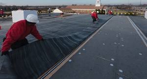 Membrane d'étanchéité en caoutchouc EPDM noir de 45 mil <span class=keywords><strong>pour</strong></span> toiture plate, installation Resitrix, étanchéité à l'eau, étanchéité à l'humidité, avec étiquette privée personnalisée - Product Image 6