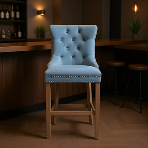 Taburete de Bar Tapizado en Terciopelo Azul Claro con Botones, Patas de Madera, Estilo Contemporáneo, Muebles de Bar - Product Image 2