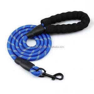 Suministro de accesorios para mascotas de estilo clásico Paracord duradero <span class=keywords><strong>Collar</strong></span> de perro de escalada reflectante correas de cuerda para Golden Retriever - Product Image 4