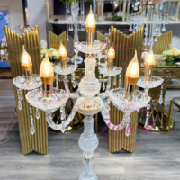 Vente en gros : Lampe de chemin lumineuse à 7 têtes en acrylique pour événements, mariages, scènes, décoration de couloirs et aménagement de lieux de fête