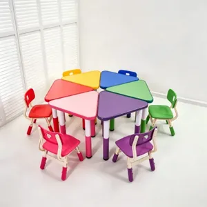 Mesa de Actividades Triangular Encajable e Inodora para Niños, para Centros de Educación Infantil - Product Image 3