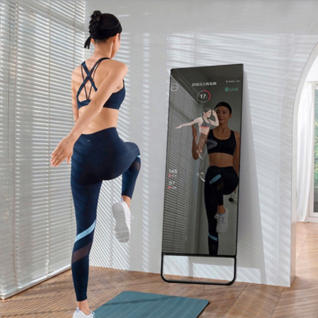 High Quality Interactive AI Smart Fitness Mirror Smart Gym Yoga Mirror Floor Standing High-LCD Screen Interactive Fitness