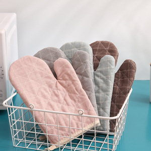 Juego de Dos Guantes de <span class=keywords><strong>Cocina</strong></span> Acolchados con Aislamiento Térmico <span class=keywords><strong>y</strong></span> Diseño a Cuadros - Product Image 5