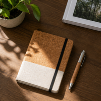Coffret cadeau de bureau GatherWorks en liège avec carnet, stylo et bouteille en acier inoxydable, boîte cadeau haut de gamme pour cadeaux d'entreprise