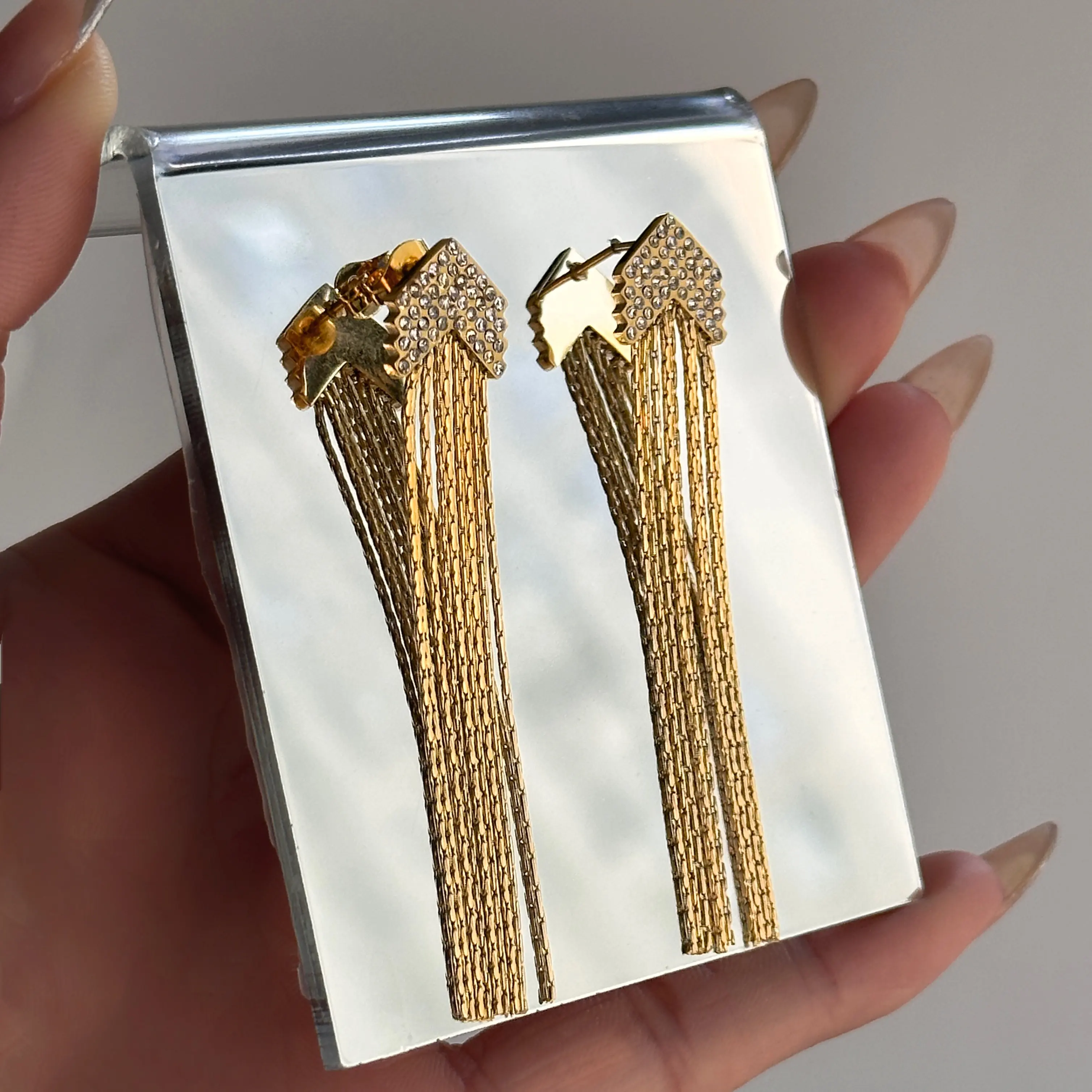 Dazan 18K mạ vàng mùa đông không gây dị ứng thép không gỉ chất lượng cao cổ điển Zircon 6cm tua Bông tai cho phụ nữ khiêu vũ