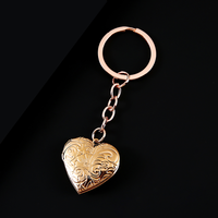 Ensemble de porte-clés en forme de cœur Ywyougang, 4 couleurs, porte-clés en métal avec cadre photo, pendentif en forme de cœur, chaîne pour charme de sac, cadeau