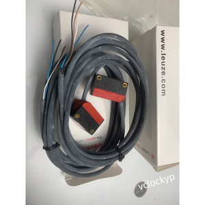 Sensor difuso Leuze FT318B.3/4P-M12 usado - Product Image 1