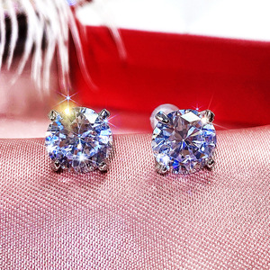 Orecchini a Perno Classici a Quattro Punte Rotondi per Donne, Brillanti Orecchini Solitari, Gioielli di Moda Quotidiana - Product Image 6