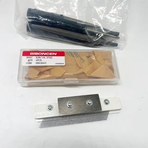 Gareninvoerapparaat voor <span class=keywords><strong>Karl</strong></span> <span class=keywords><strong>Mayer</strong></span> kettingbreimachines, garengeleider voor <span class=keywords><strong>Karl</strong></span> <span class=keywords><strong>Mayer</strong></span> breimachines, LIBA garengeleider - Product Image 4