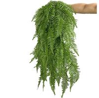 Vente en gros de feuilles de verdure de fougère artificielles suspendues pour la décoration intérieure