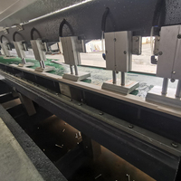 Scie automatique à panneau d'onglet en marbre à 3 têtes Machine de découpe de blocs de pierre à angle de 45 degrés Polissage de carreaux de céramique de haute précision 10kW