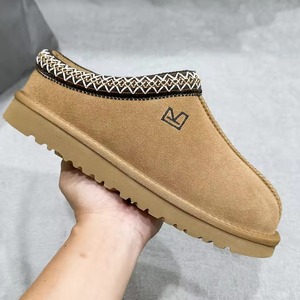 Bottes de Neige d'Hiver OEM&ODM Type <span class=keywords><strong>UGG</strong></span> en Laine de Mouton Véritable Cuir Véritable Pantoufles Tasman Bottes de Neige pour Femme - Product Image 2