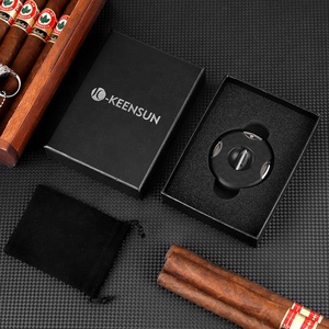 Tròn Cigar <span class=keywords><strong>Cutter</strong></span> Thép Không Gỉ Xách Tay Kéo Xì Gà V Cut <span class=keywords><strong>Sharp</strong></span> Guillotine Pocket Tiện Ích Với Hộp Quà Tặng - Product Image 6