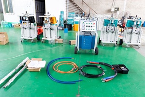 เครื่องเคลือบโพลียูรีเทนโพลียูเรียแบบพกพา CNMC-A25 พร้อมอุปกรณ์เสริมฟรี จากโรงงานโดยตรง - Product Image 3