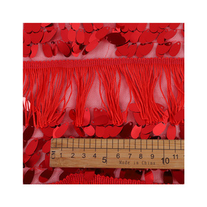 Tissu de <span class=keywords><strong>dentelle</strong></span> brodée à pampilles à bandes droites à paillettes pour l'artisanat et le bricolage robes de mariée Costume de théâtre décoratif - Product Image 4