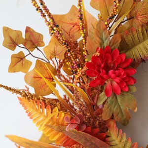Festival de otoño Leaf Pampas Grass Swag Artificial Fall Grass and Grain Harvest Swag para la decoración de la puerta delantera de Acción de Gracias - Product Image 5