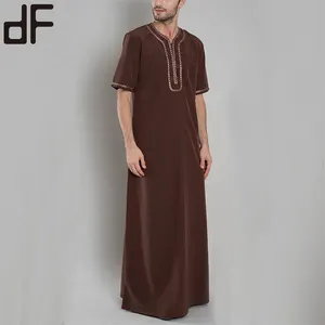 China Fabrik islamische muslimische neueste arabische Männer neue Daffah muslimische Kleidung arabische Thobe Thawb Robe Abaya Jubba für Männer Stil