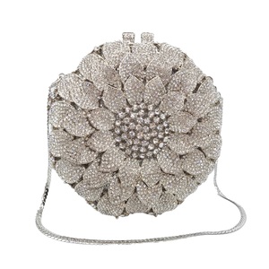 Sac de soirée élégant pour femme avec fleurs et strass, pochette tournesol, sac à main tendance pour cocktail et soirée dansante - Product Image 2
