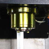 Centre d'usinage vertical CNC 5 axes BT40 haute précision, système Fanuc VMC1160, pour le traitement de l'acier et de l'aluminium